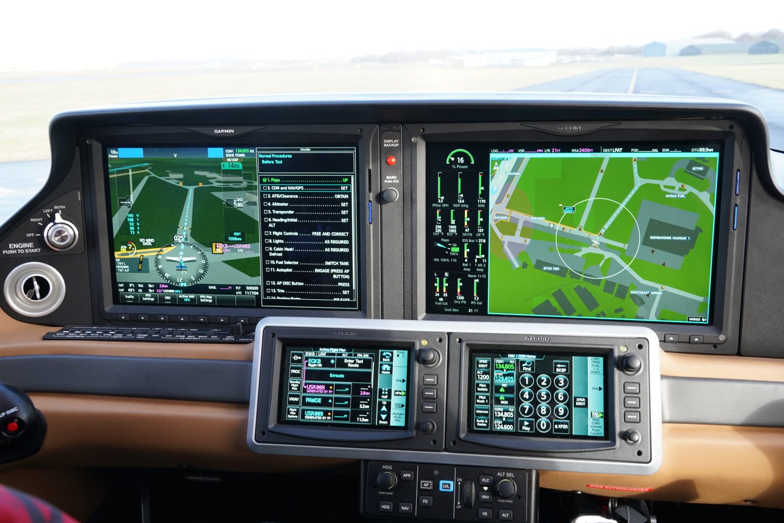 Cirrus Perspective Touch+ flight deck with synthetic vision, an electronic before-taxi checklist, and dual Garmin touch controllers